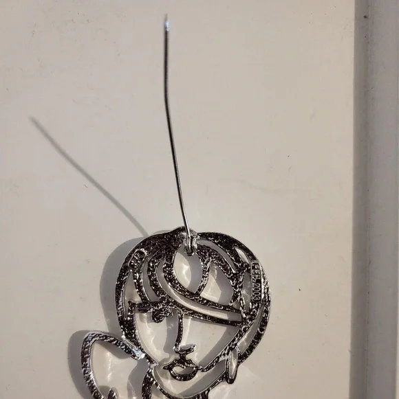 *R Lady Remington Lady Silver Tone Brooch Good Condition - Picture 3 of 5
